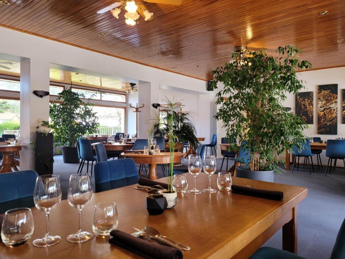 Hotel Restaurant Les Glycines Vieille-Brioude ภายนอก รูปภาพ