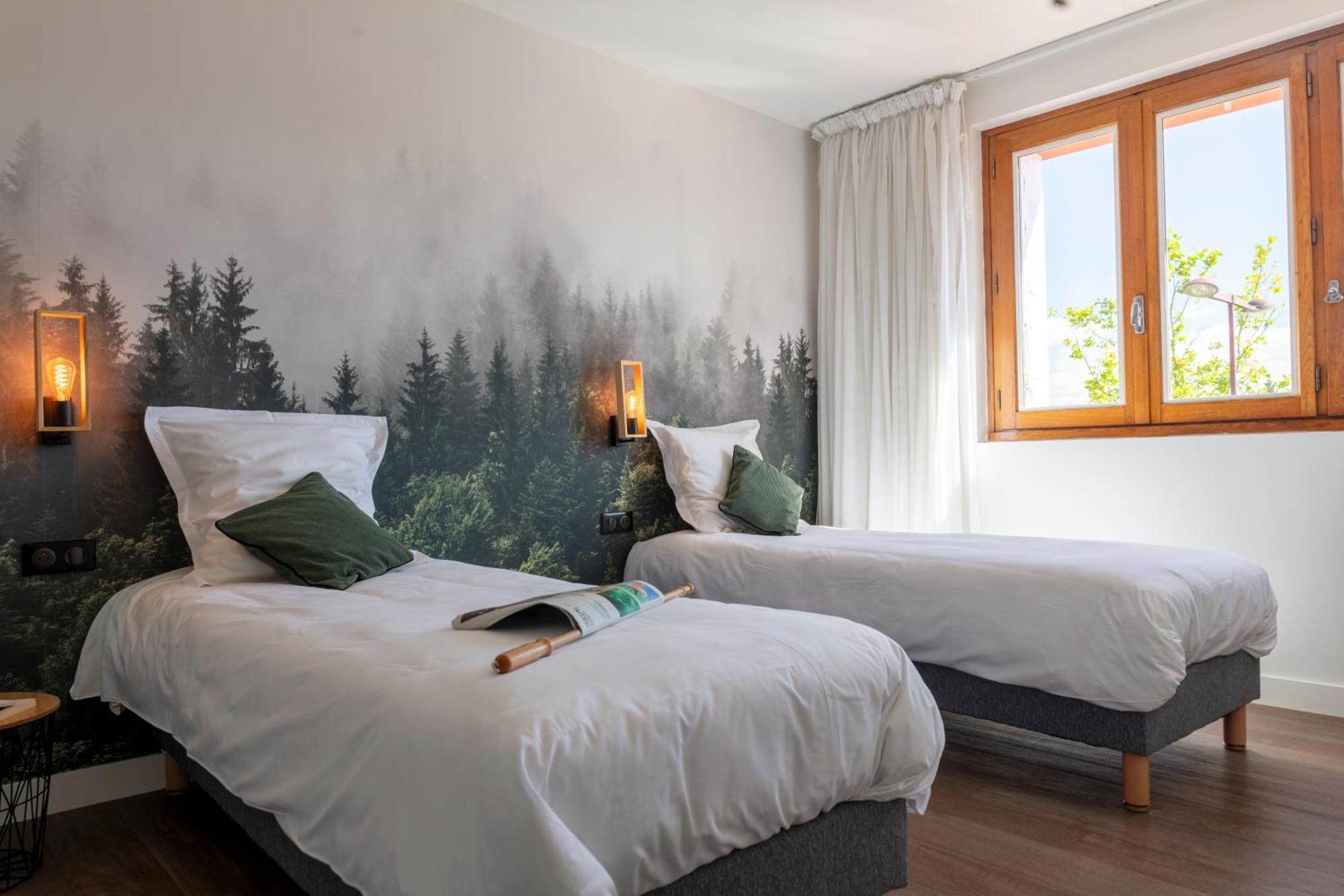Hotel Restaurant Les Glycines Vieille-Brioude ภายนอก รูปภาพ